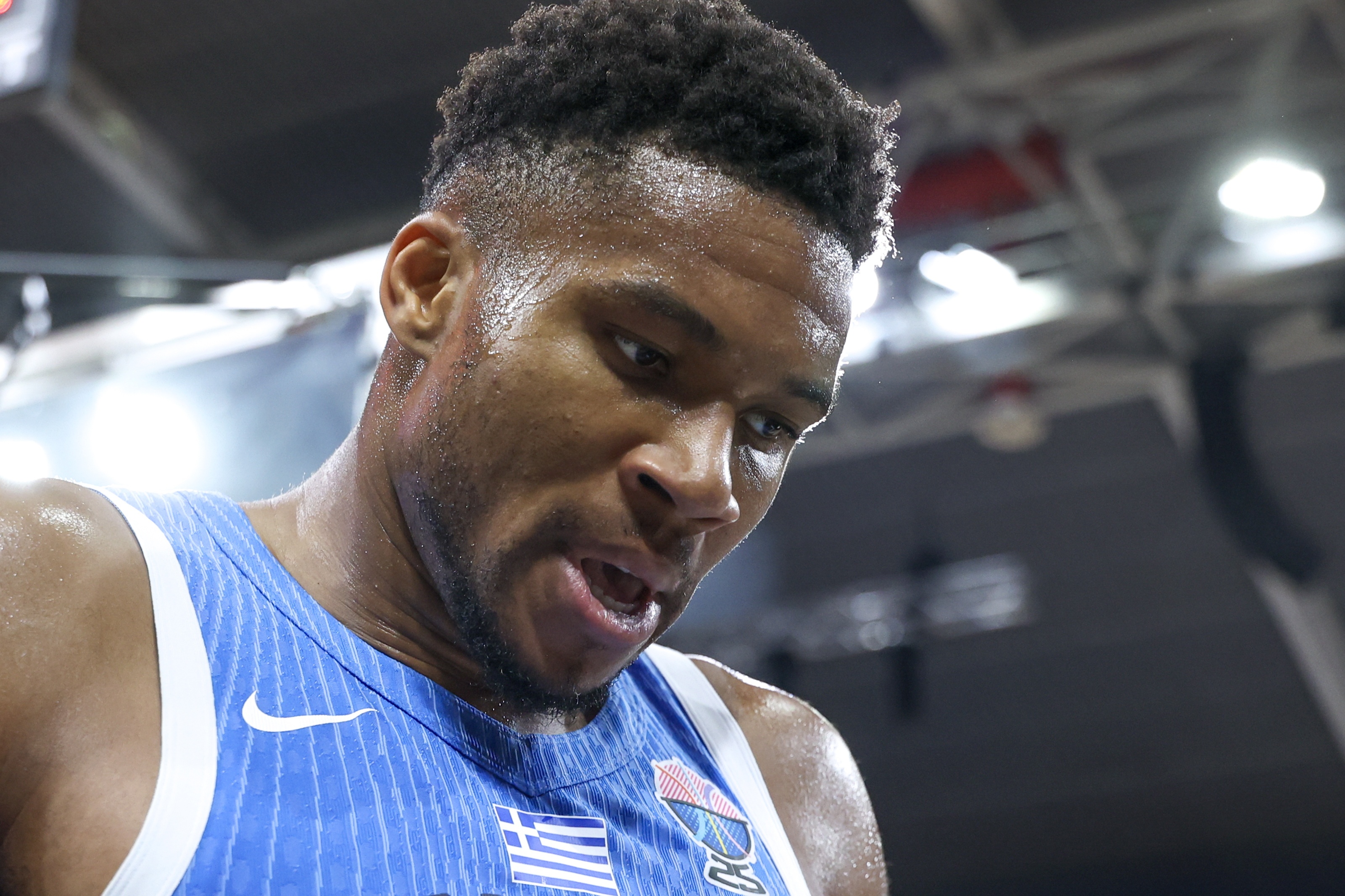 这也行?西亚卡姆连续十场比赛得分超过惊险取胜华盛顿奇才调整名单备战欧联,赛前阿贾克斯队长鼓劲的简单介绍 这也行?西亚卡姆连续十场比赛得分超过惊险取胜华盛顿奇才调整名单备战欧联,赛前阿贾克斯队长鼓劲的简单介绍