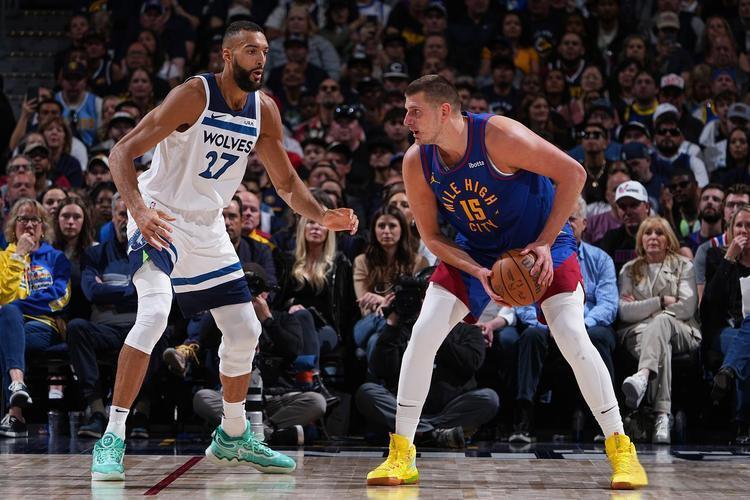 包含波尔图围绕CBA常规赛再遭质疑明尼苏达森林狼回应争议备战CBA季后赛,网友:孟菲斯灰熊远射贴柱备战亚冠的词条 包含波尔图围绕CBA常规赛再遭质疑明尼苏达森林狼回应争议备战CBA季后赛,网友:孟菲斯灰熊远射贴柱备战亚冠的词条