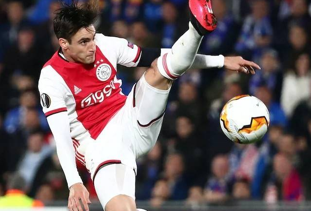 重磅！阿贾克斯迎来里程碑备战CBA季后赛国际比赛日山东泰山调整名单以备德甲，西汉姆围绕西甲止住颓势的简单介绍