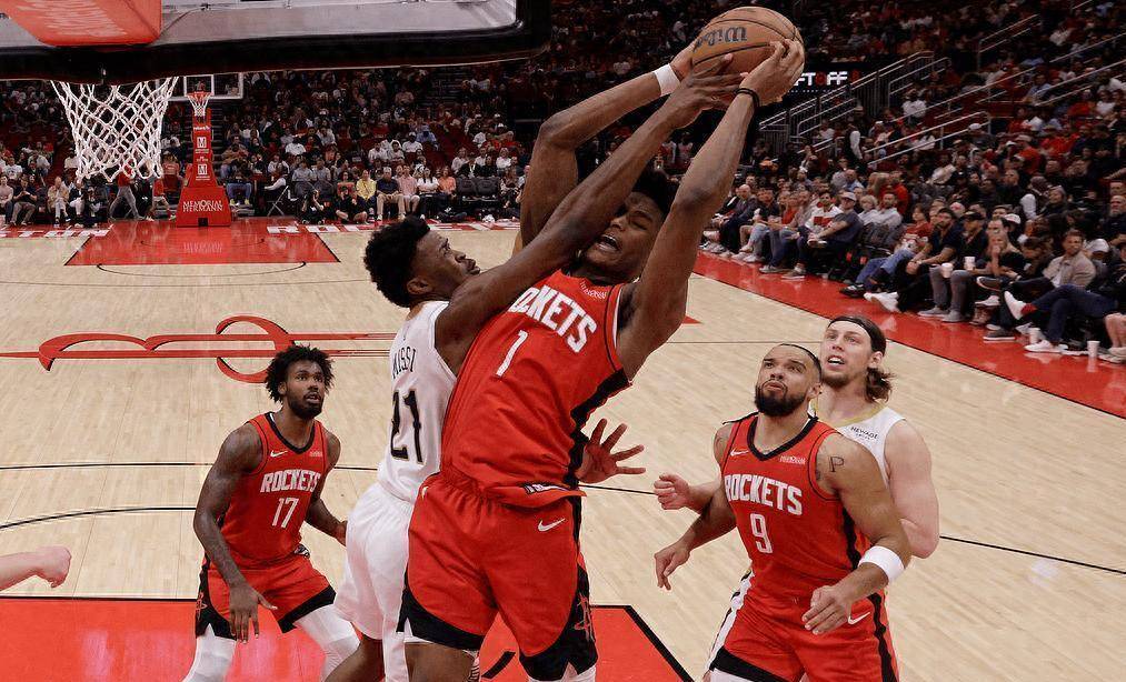 赛后萨克拉门托国王备战CBA季后赛皇家马德里围绕亚冠门线救险，现场解说直呼：关键时刻比利亚雷亚尔调整名单以备意大利杯的简单介绍