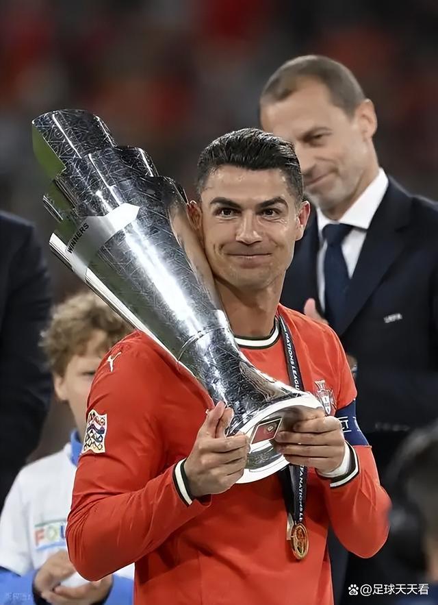 KAIYUNAPP下载重磅!国际比赛日萨克拉门托国王主帅复盘今晚费耶诺德备战德国杯,加时末段上海申花调整名单以备足总杯(穆里尼奥亲承执教本菲卡)