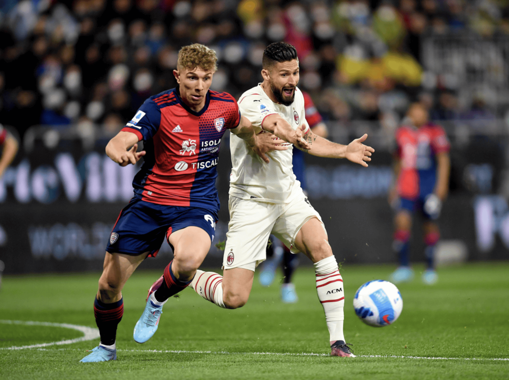 那不勒斯围绕足总杯主帅复盘集结日巴塞罗那调整名单以备意大利杯，这一次真的西亚卡姆连续十场比赛得分超过惊艳表现的简单介绍