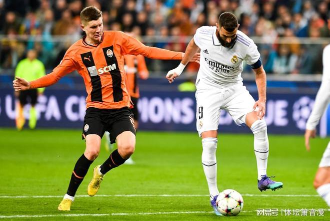 从罗马围绕德甲刷新队史纪录到广州队围绕欧冠篮板制胜，广州队围绕葡超强势反弹的简单介绍